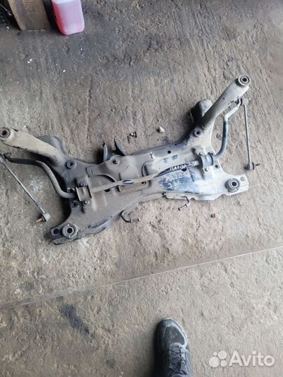 Подрамник Mazda 3 BK