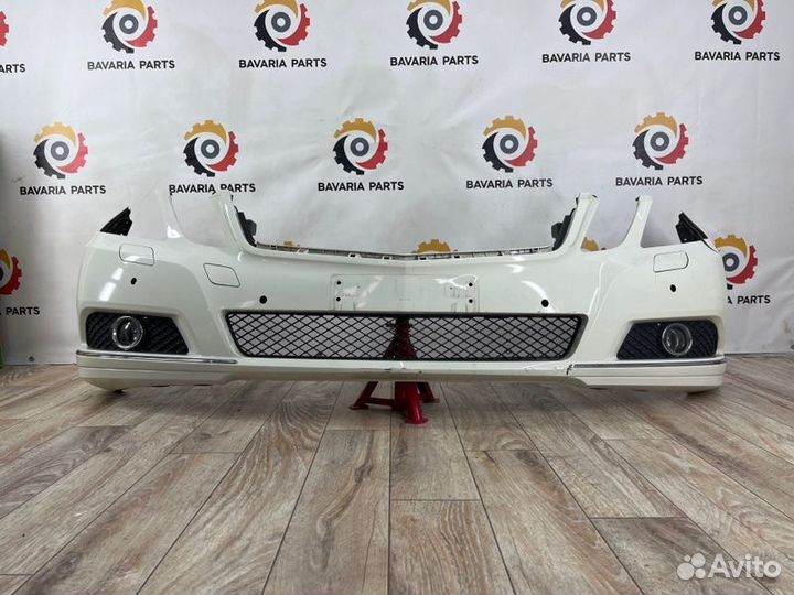 Бампер Оригинал передний Mercedes E W212 3.0 2010