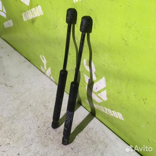 Амортизатор крышки багажника Митсубиси Лансер 10