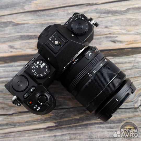 Fujifilm X-S20 kit XF 18-55mm f/2.8-4.0 OIS WR
