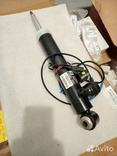 BMW X5F15/X6F16 Амортизатор задний правый