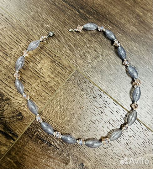 Стеклянное колье (бусы)