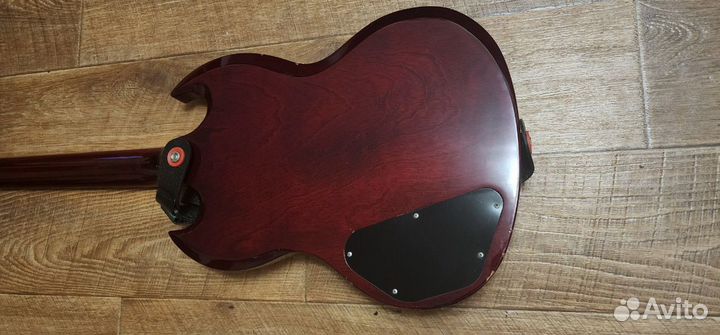 Бас-гитара Greco EB-350 (SG)