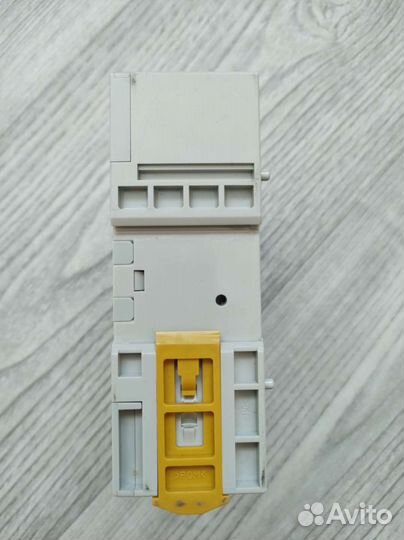 Источник питания Omron S8TS-06024