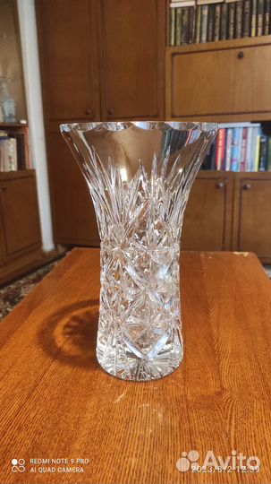 Большая ваза 26 см из толстого хрусталя СССР