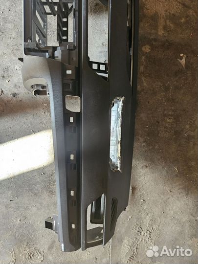 Панель торпедо skoda superb mk3