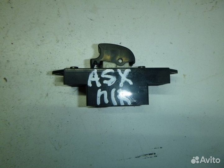 Кнопка стеклоподъемника передняя mitsubishi ASX 20