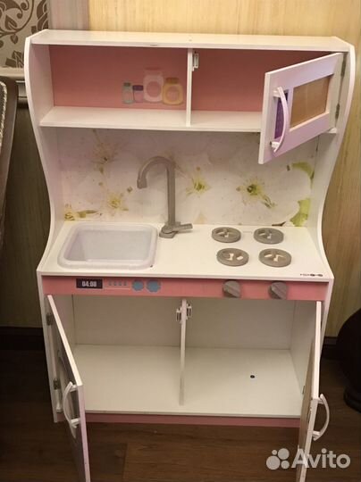Детская деревянная кухня