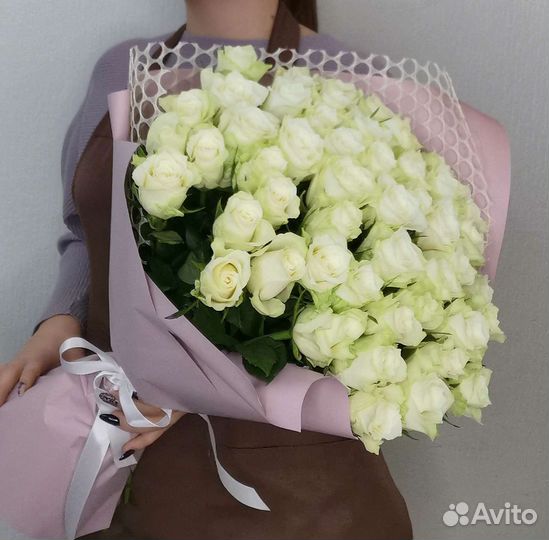 37 белых роз, доставка