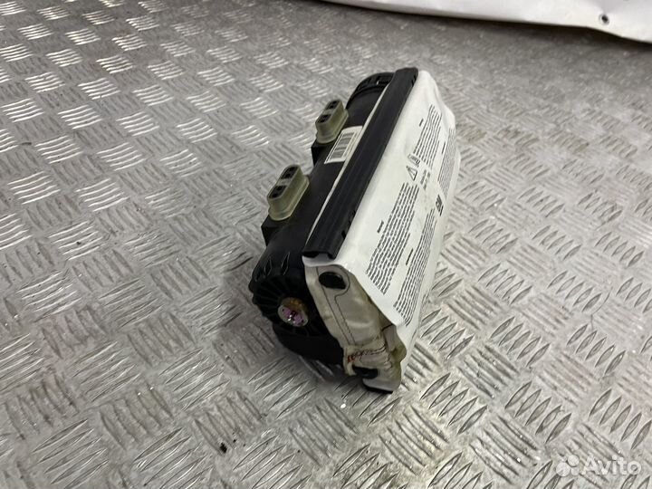 Подушка безопасности правая Opel Zafira B