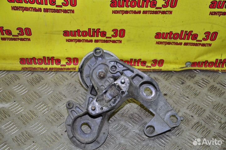 Подушка двигателя Audi A6 C6 BPJ 2.0