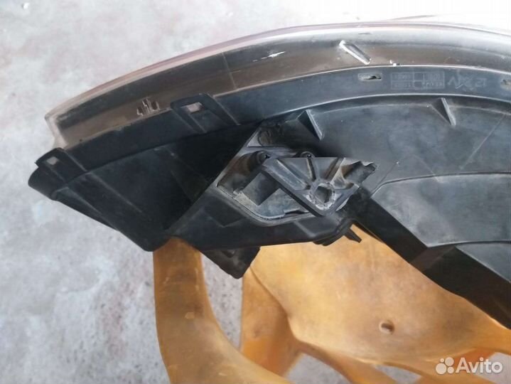 Hyundai solaris фара