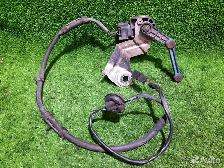 Датчик положения кузова задний Audi A4 8E B7 BFB