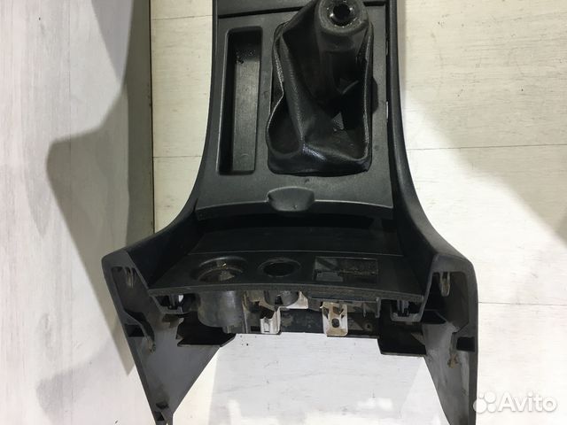 Центральная консоль с подлокотником mazda 3 BK 2.0