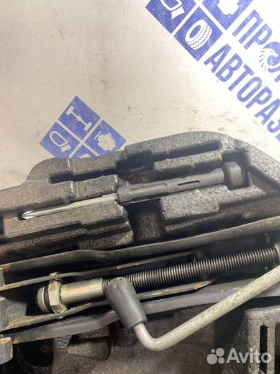 Домкрат Skoda Octavia седан 1.4 BCA 2006