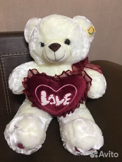 Большой новый мишка с этикеткой