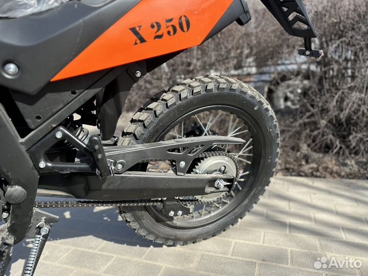 Новый мотоцикл minsk X250 оранжевый 2024