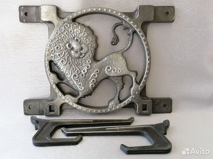 Вешалка Лев СССР