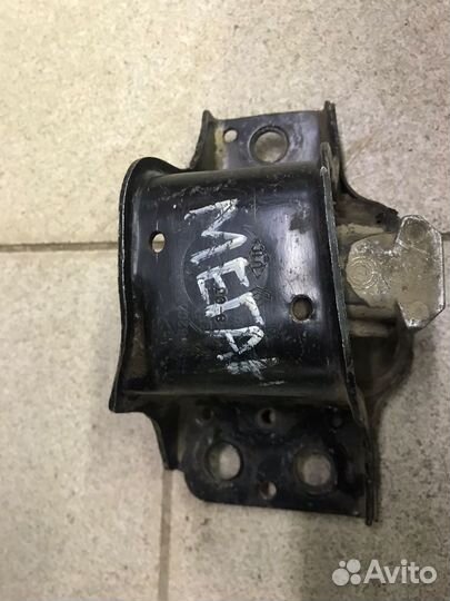 Опора двигателя Renault Megane 2 Scenic 2
