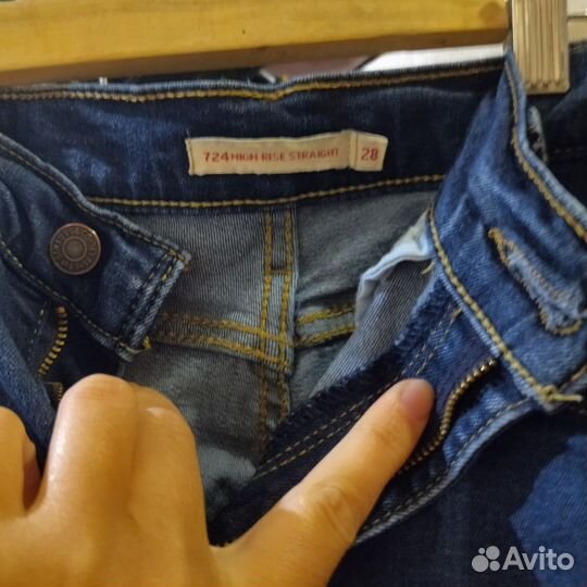 Джинсы levis w28 L 32 женские