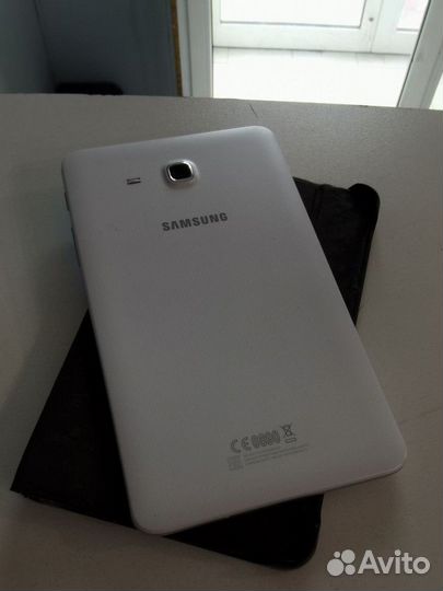 Планшет Samsung Galaxy Tab A (2016)