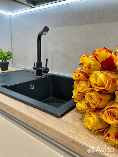 Прямая кухня на заказ. Производство