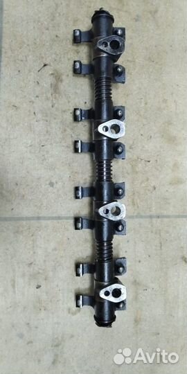 Ось коромысел Форд Фиеста мк3 1.1