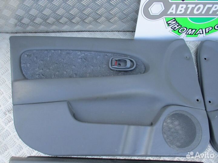 Комплект обшивок дверей Kia Spectra 2006г