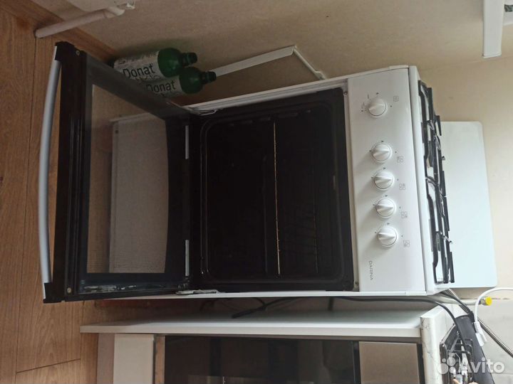 Газовая плита с духовкой