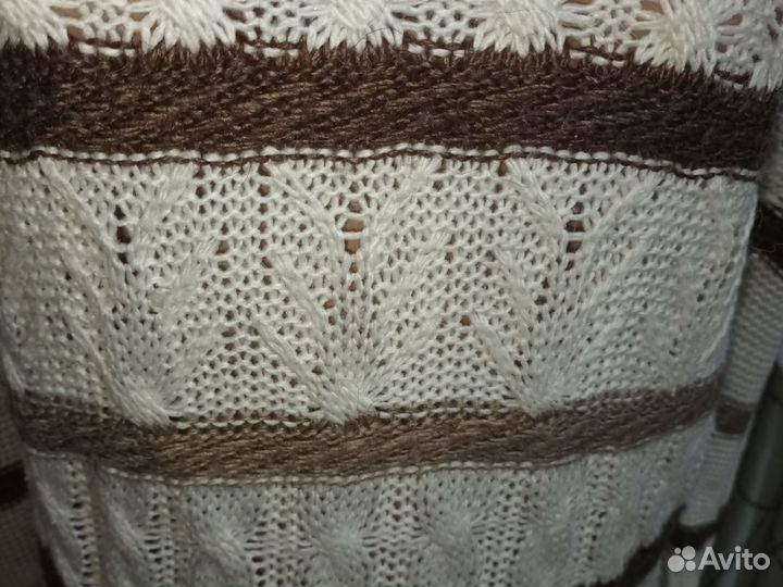 Свитер женский