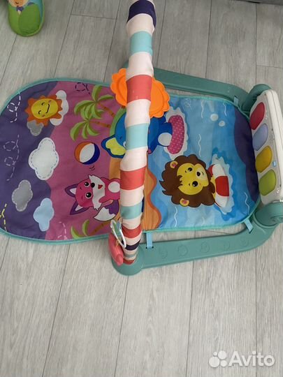 Развивающий коврик