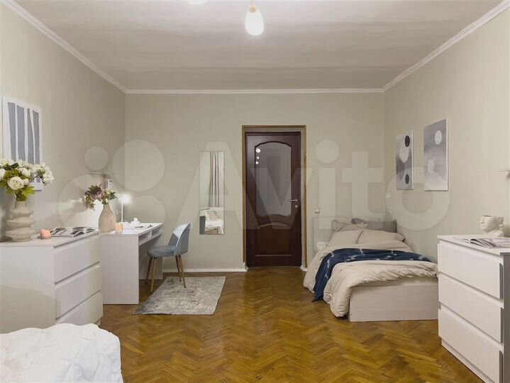 Комната 18 м² в 4-к., 3/8 эт.