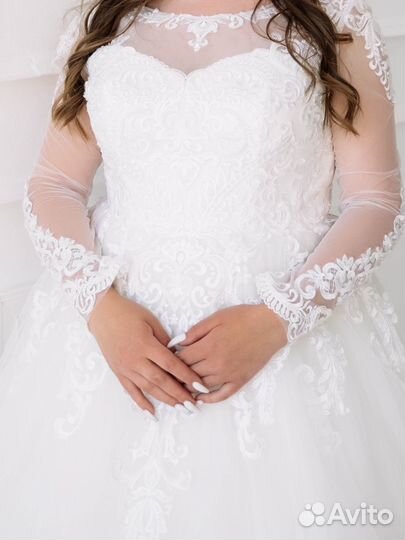 Свадебное платье