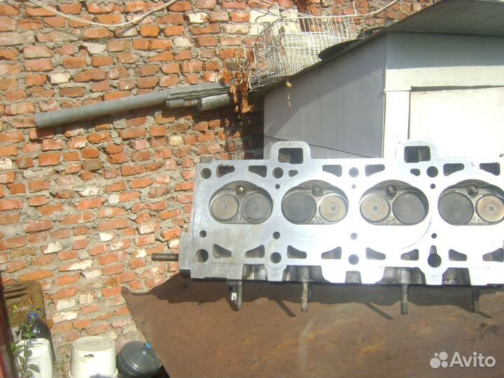Головка ваз 10,15 калина,8 клап
