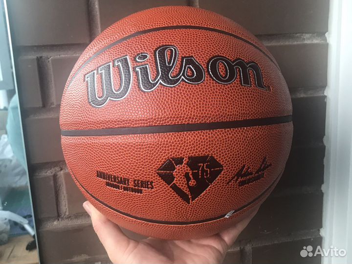 Баскетбольный мяч wilson