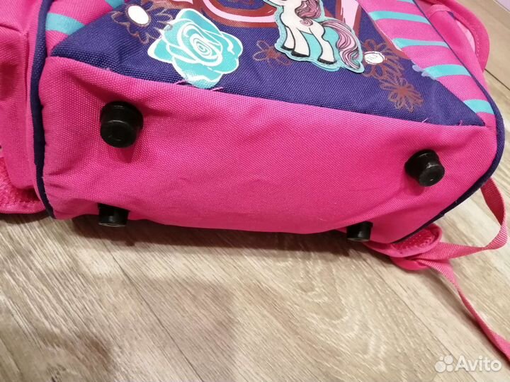 Рюкзак школьный