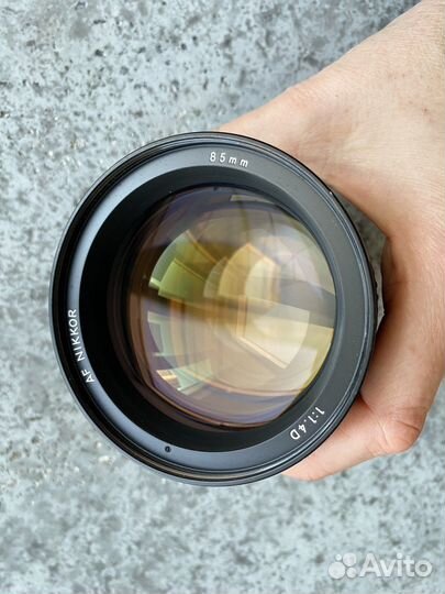 Объектив Nikkor 85мм f1.4D