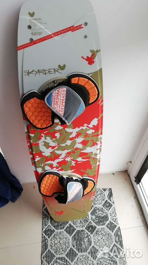 Доска для кайтсерфинга