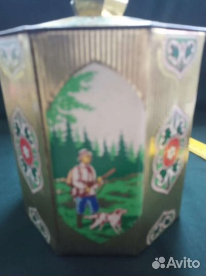 Жестяная банка из-под чая СССР