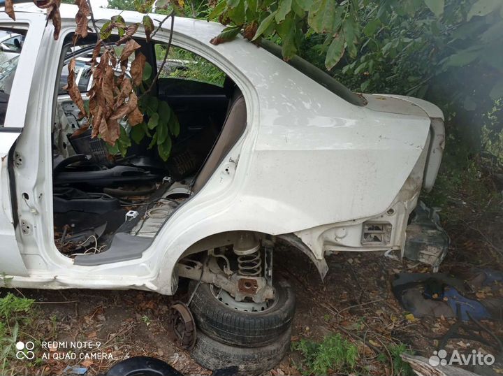 Chevrolet aveo т250 заднее правое крыло