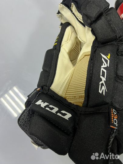 Перчатки хоккейные CCM super tacks Sr