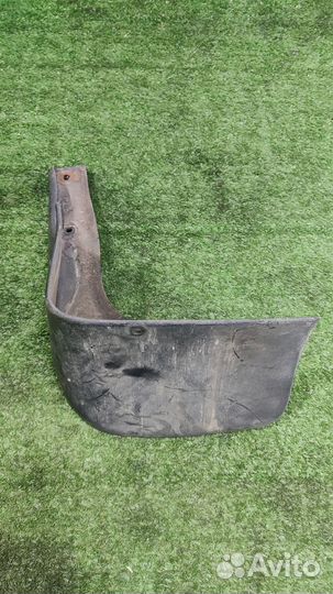 Брызговик задний левый Lexus RX400H 2007