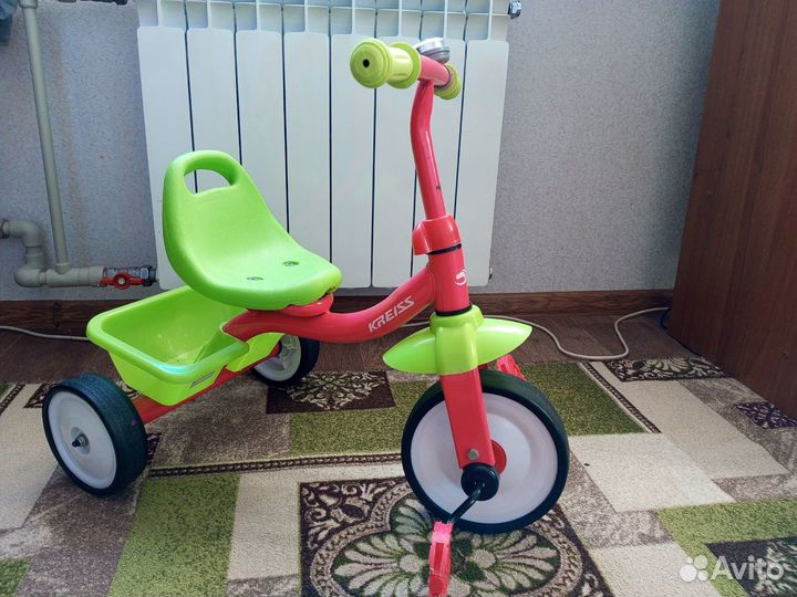 Детский трехколесный велосипед