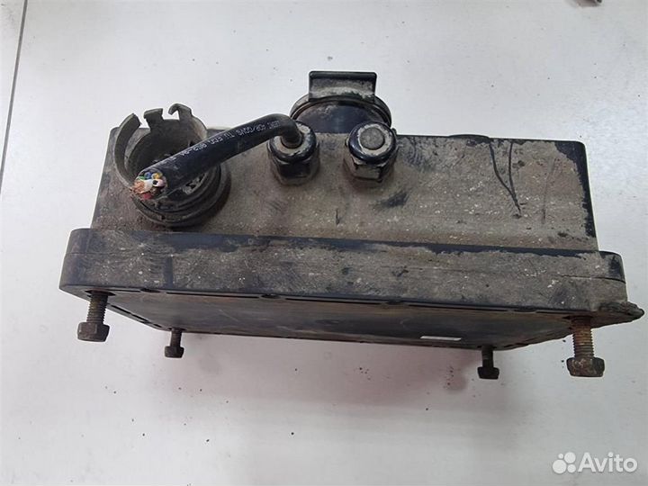 Коробка распределительная с розетками (Hella) 8JE