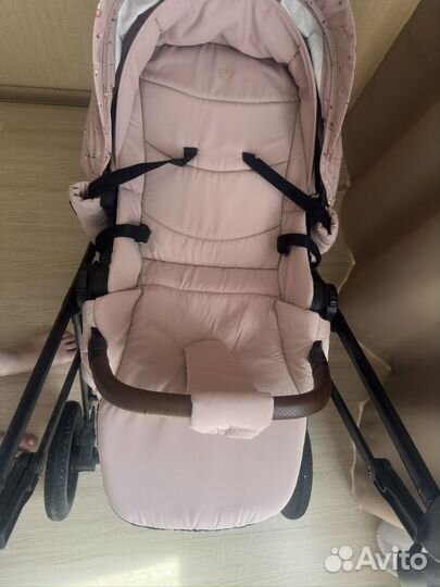 Коляска прогулочная с реверсивным блоком