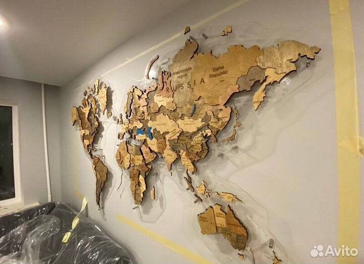 Деревянная карта мира на стену