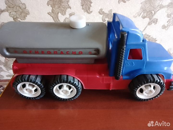 Большой трактор Полесье