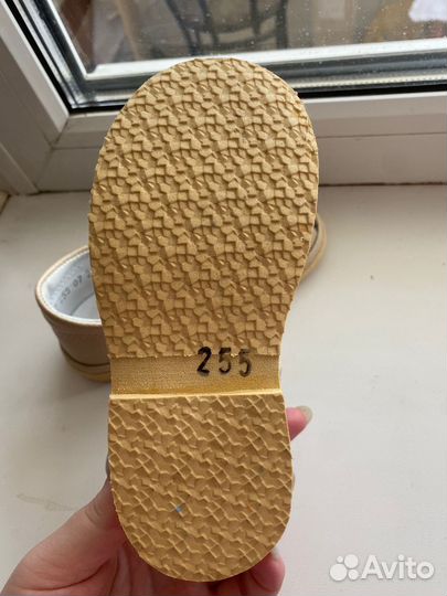 Сандалии для девочки