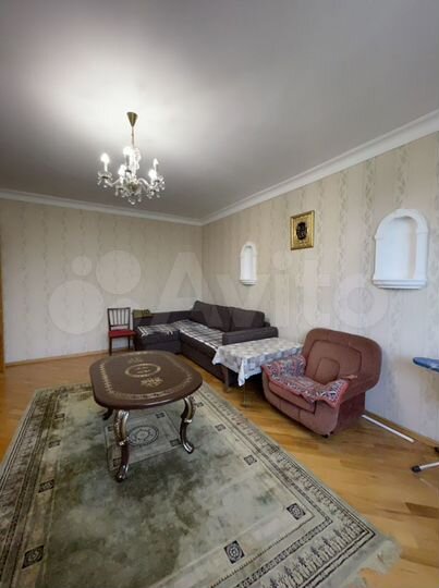 2-к. квартира, 70 м², 4/5 эт.