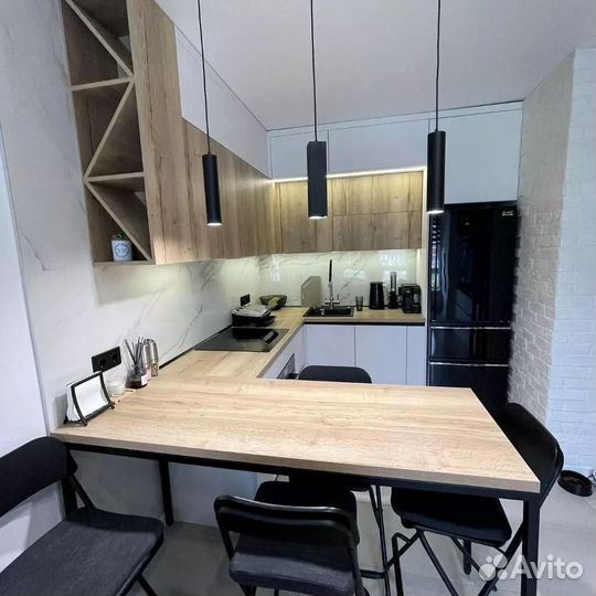 Угловой кухонный гарнитур современный